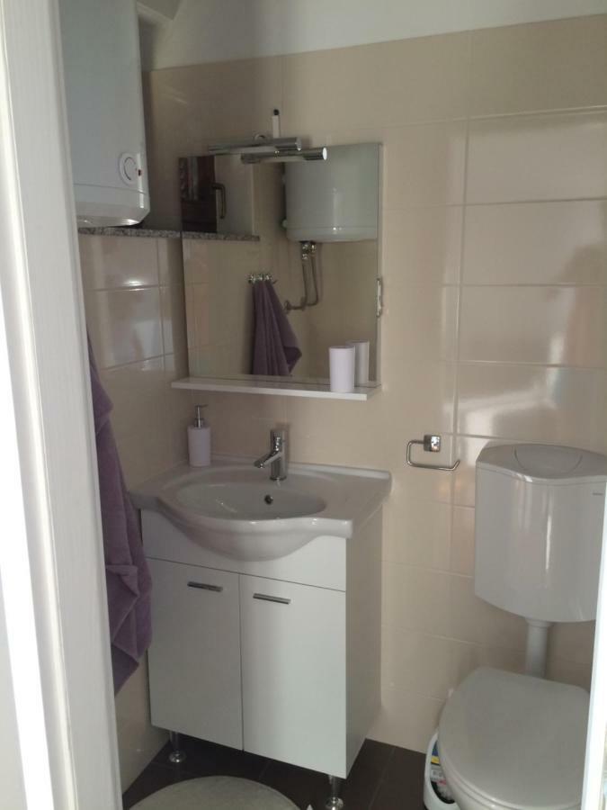 Apartments Antonija Sukošan Екстериор снимка