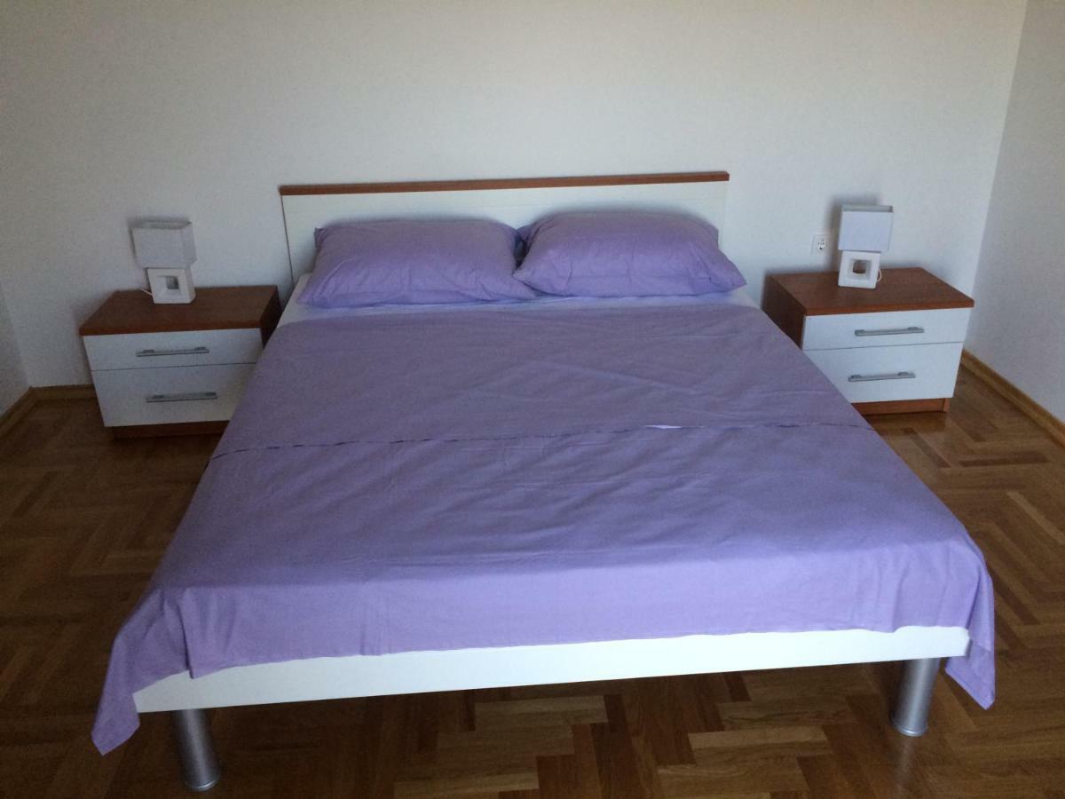 Apartments Antonija Sukošan Екстериор снимка