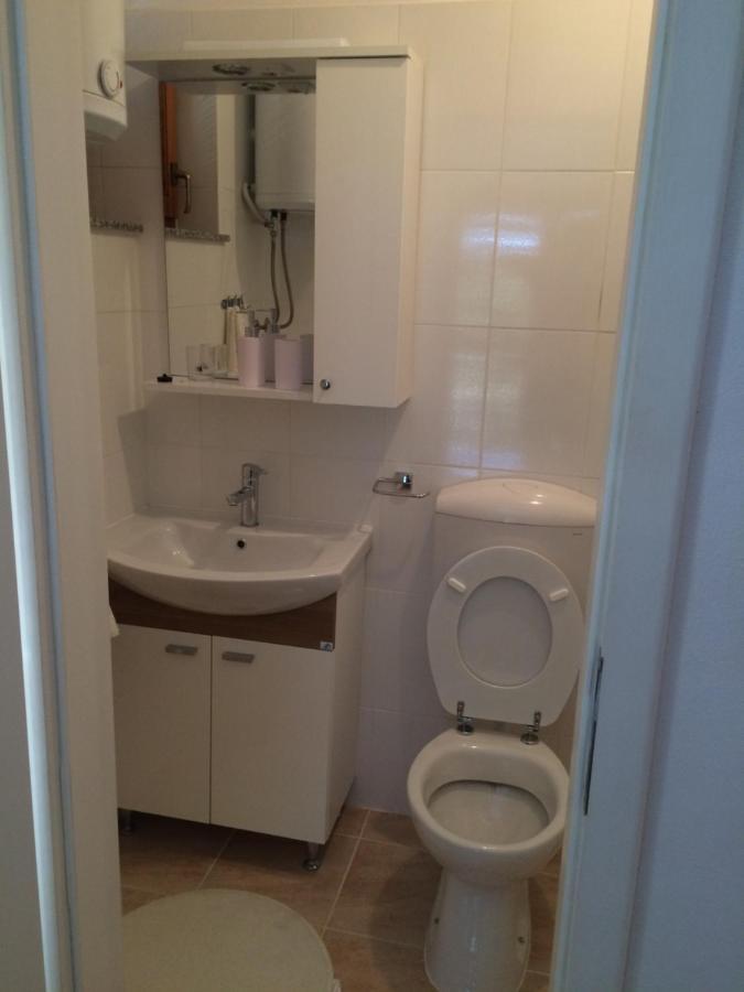 Apartments Antonija Sukošan Екстериор снимка